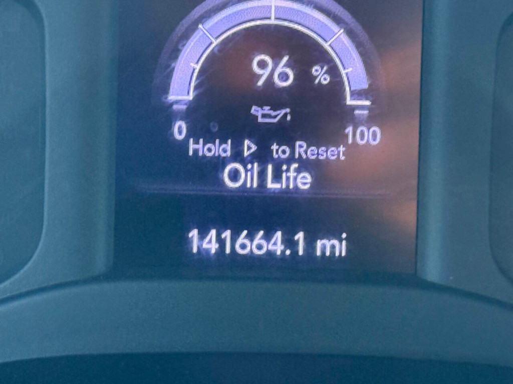 Ram 2500 Vehicle Full-screen Gallery Image 34