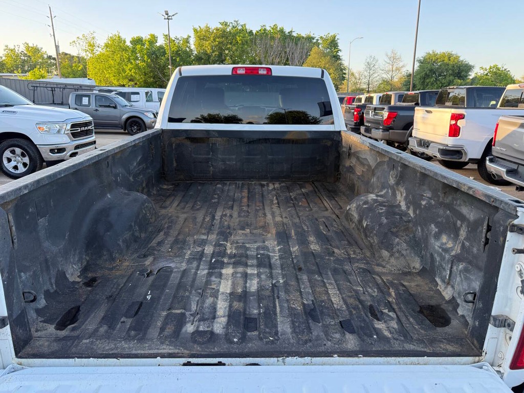 Ram 2500 Vehicle Full-screen Gallery Image 38