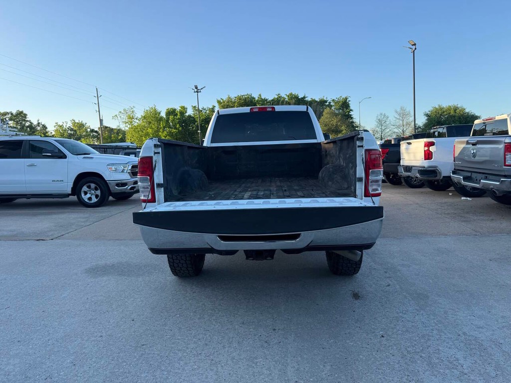 Ram 2500 Vehicle Full-screen Gallery Image 39