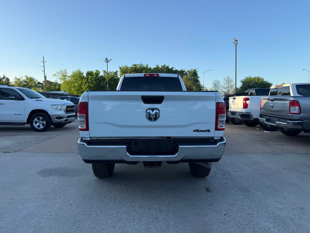 Ram 2500 Vehicle Full-screen Gallery Image 40