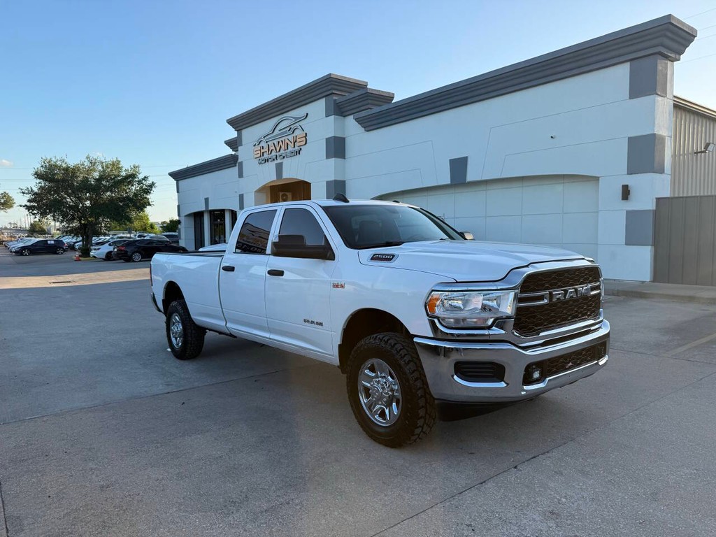 Ram 2500 Vehicle Full-screen Gallery Image 44