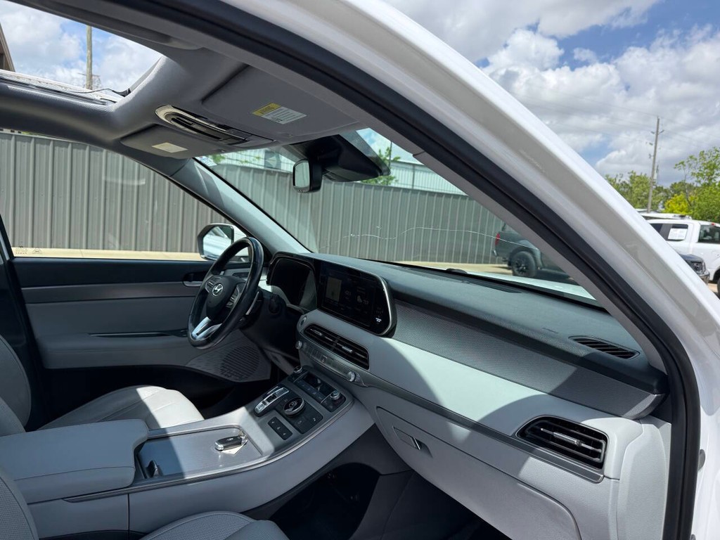 Hyundai Palisade Vehicle Full-screen Gallery Image 09