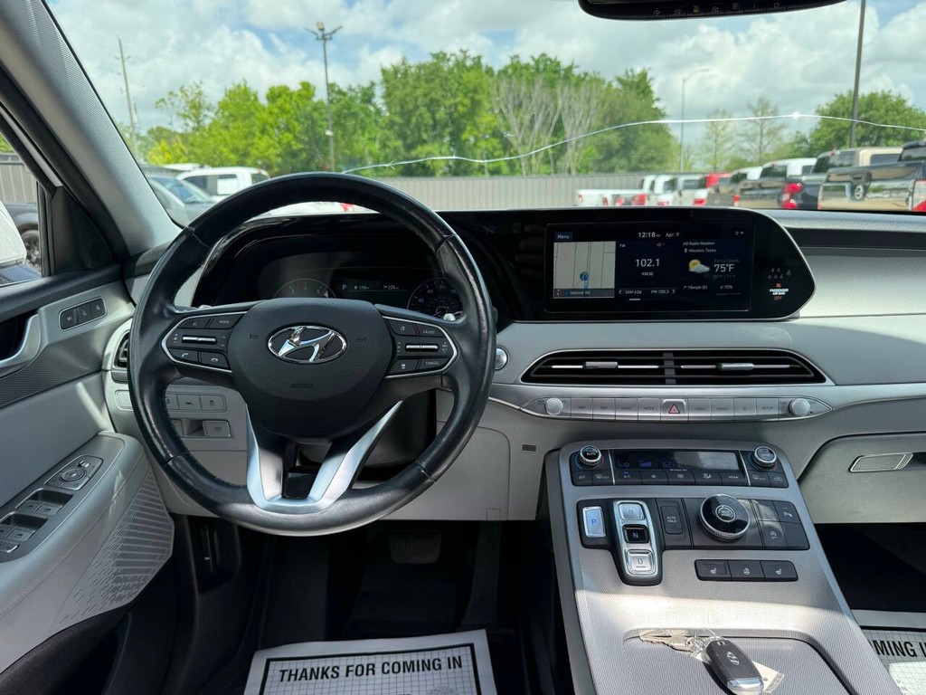 Hyundai Palisade Vehicle Full-screen Gallery Image 23