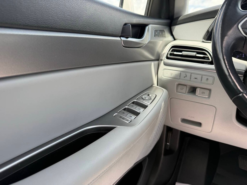 Hyundai Palisade Vehicle Full-screen Gallery Image 34