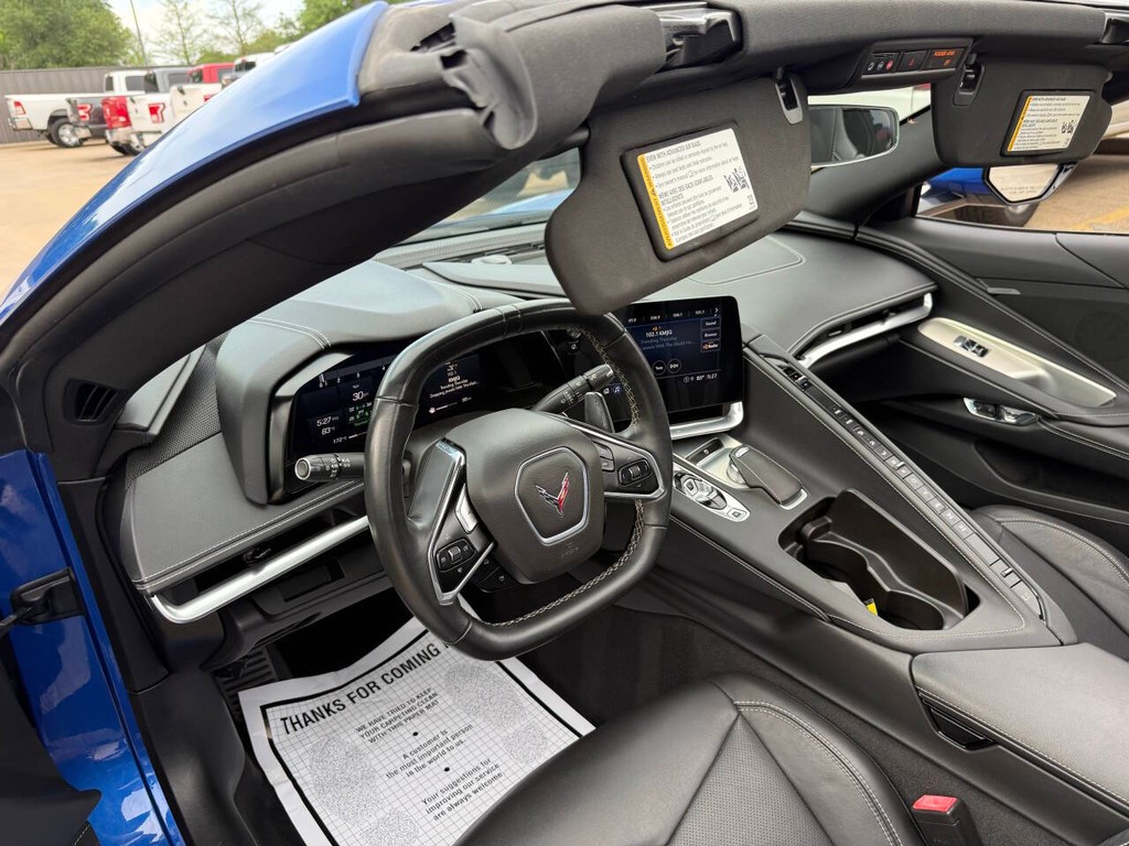 Chevrolet Corvette Vehicle Full-screen Gallery Image 10