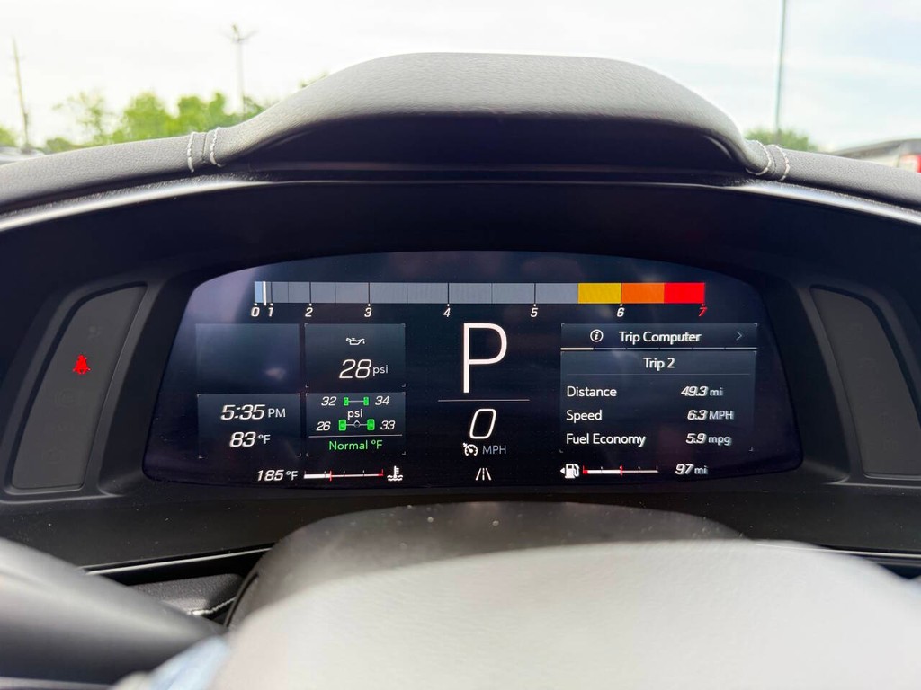 Chevrolet Corvette Vehicle Full-screen Gallery Image 30