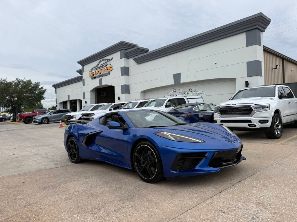 Chevrolet Corvette Vehicle Full-screen Gallery Image 41