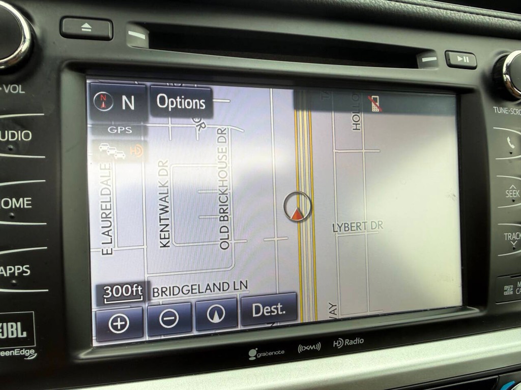 Toyota Highlander Hybrid Vehicle Full-screen Gallery Image 28