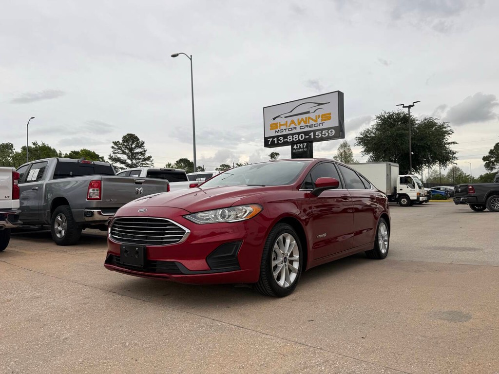 Ford Fusion Hybrid Vehicle Full-screen Gallery Image 41