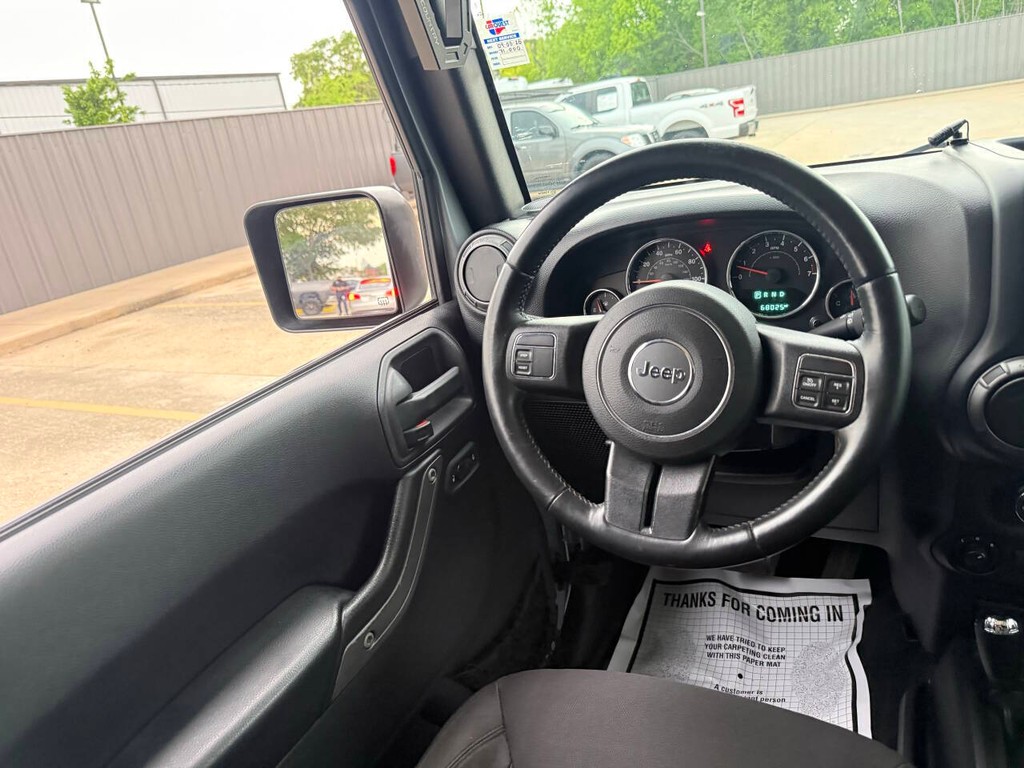 Jeep Wrangler Unlimited Vehicle Full-screen Gallery Image 20