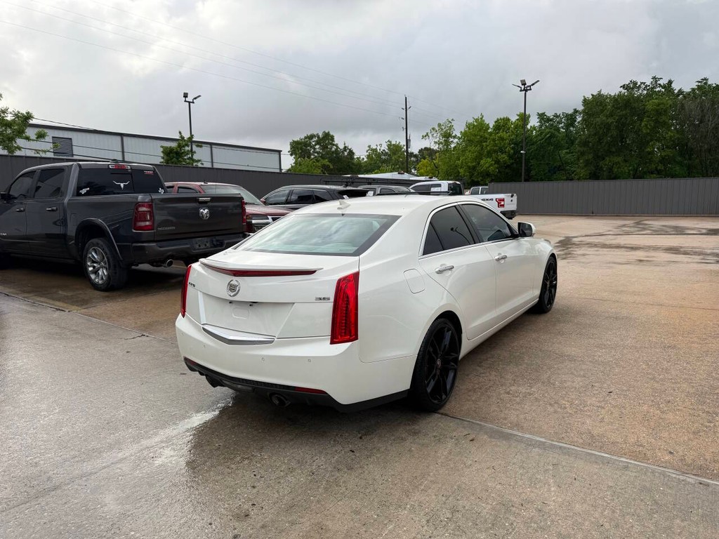 Cadillac ATS Vehicle Full-screen Gallery Image 05