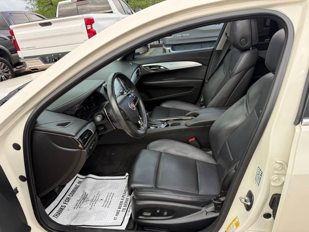 Cadillac ATS Vehicle Full-screen Gallery Image 07