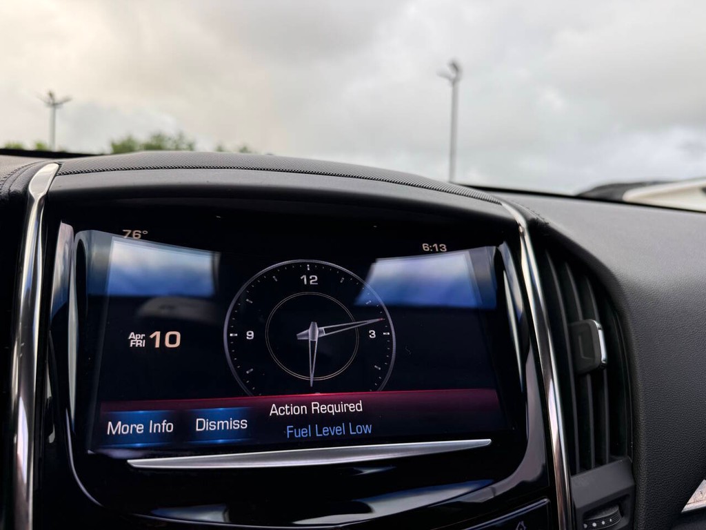 Cadillac ATS Vehicle Full-screen Gallery Image 26