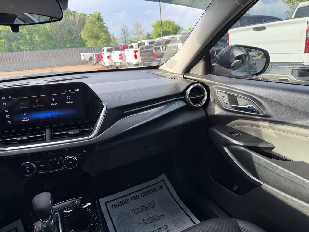 Chevrolet Trax Vehicle Full-screen Gallery Image 20