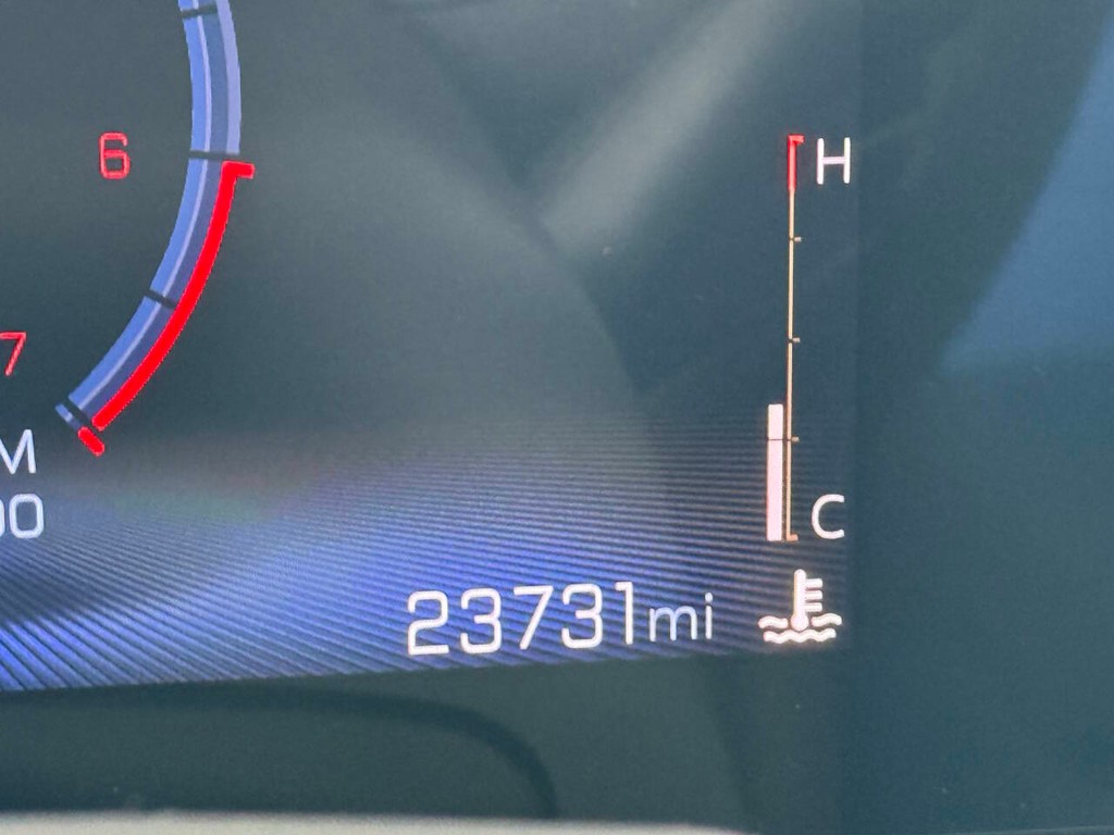 Chevrolet Trax Vehicle Full-screen Gallery Image 32