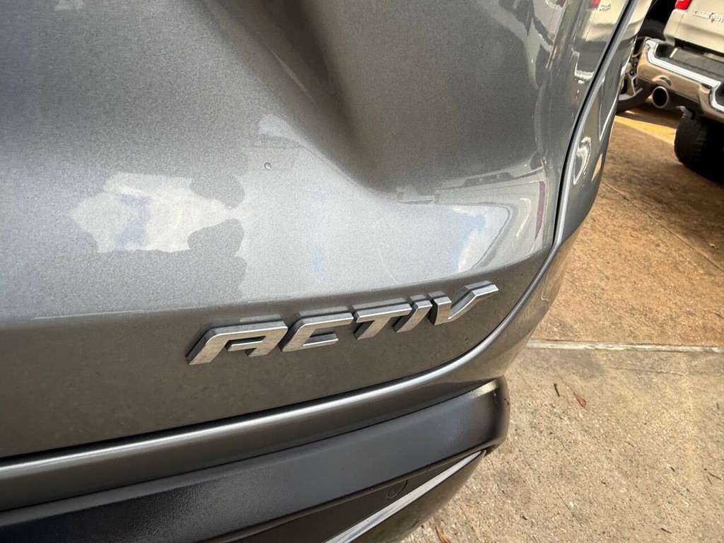 Chevrolet Trax Vehicle Full-screen Gallery Image 38