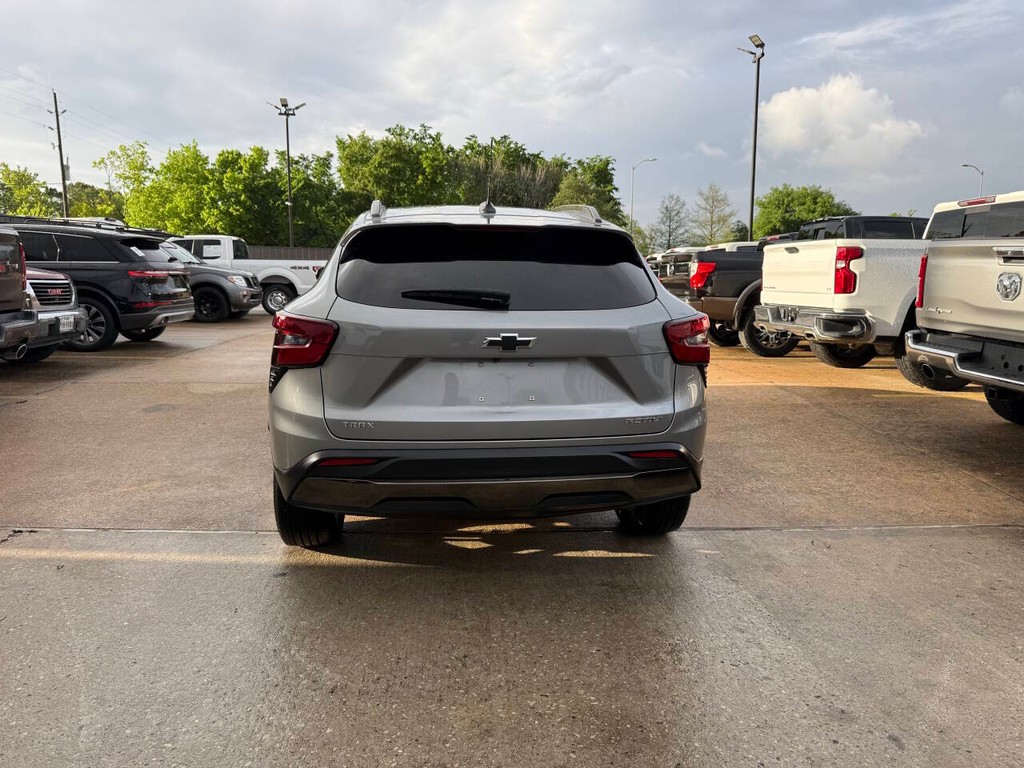 Chevrolet Trax Vehicle Full-screen Gallery Image 39