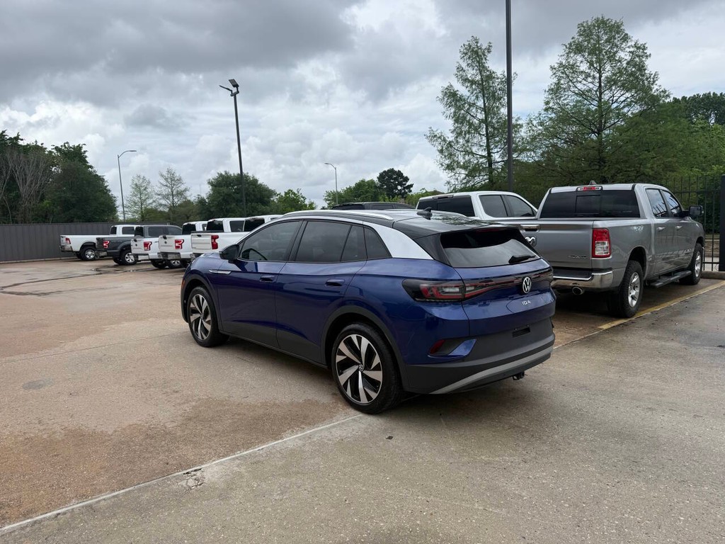 Volkswagen ID.4 Vehicle Full-screen Gallery Image 04