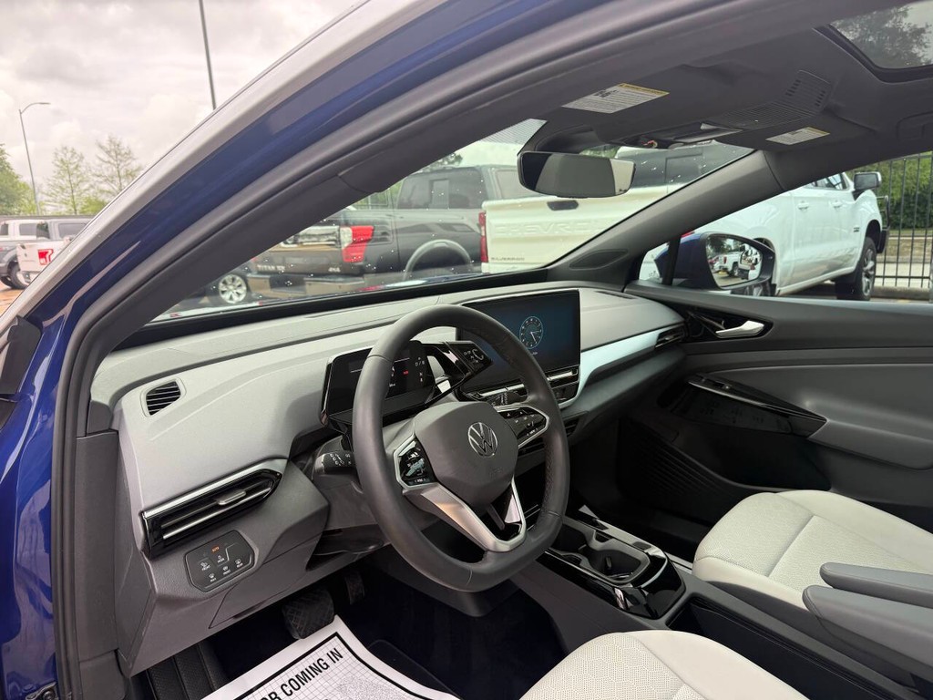 Volkswagen ID.4 Vehicle Full-screen Gallery Image 07