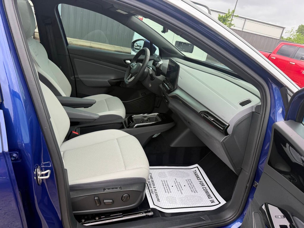 Volkswagen ID.4 Vehicle Full-screen Gallery Image 10