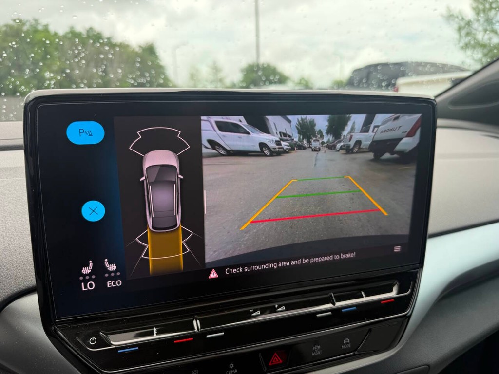 Volkswagen ID.4 Vehicle Full-screen Gallery Image 27