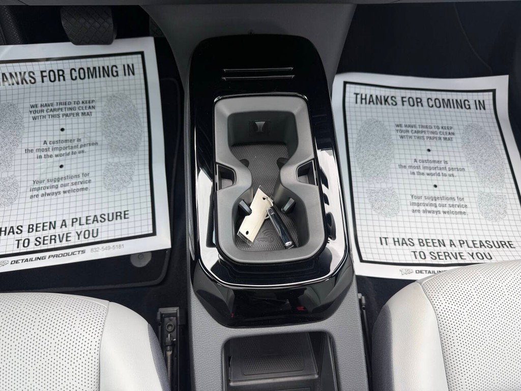 Volkswagen ID.4 Vehicle Full-screen Gallery Image 29