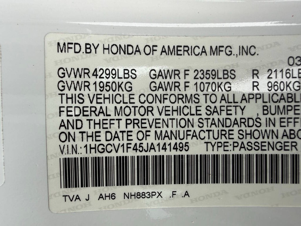 Honda Accord Sedan Vehicle Full-screen Gallery Image 35