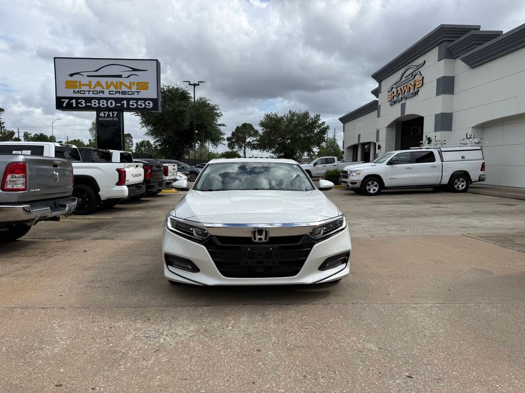 Honda Accord Sedan Vehicle Full-screen Gallery Image 40