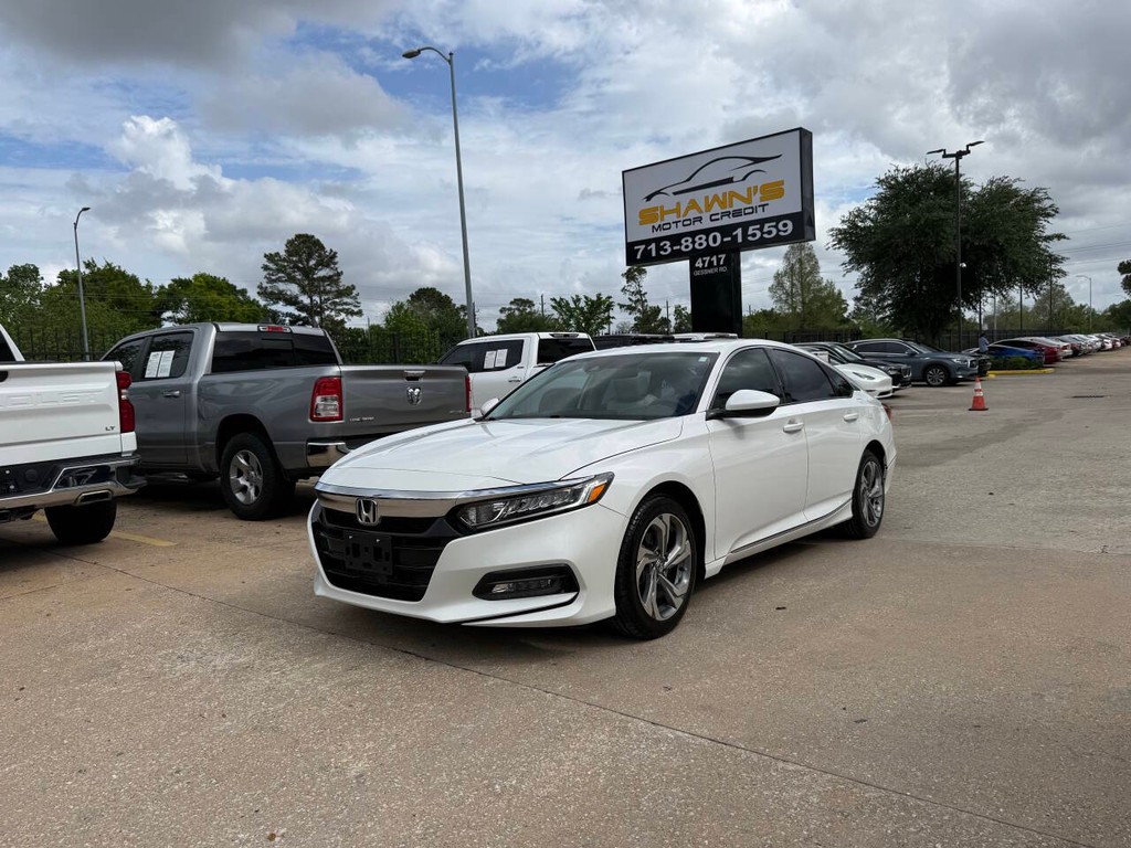 Honda Accord Sedan Vehicle Full-screen Gallery Image 42