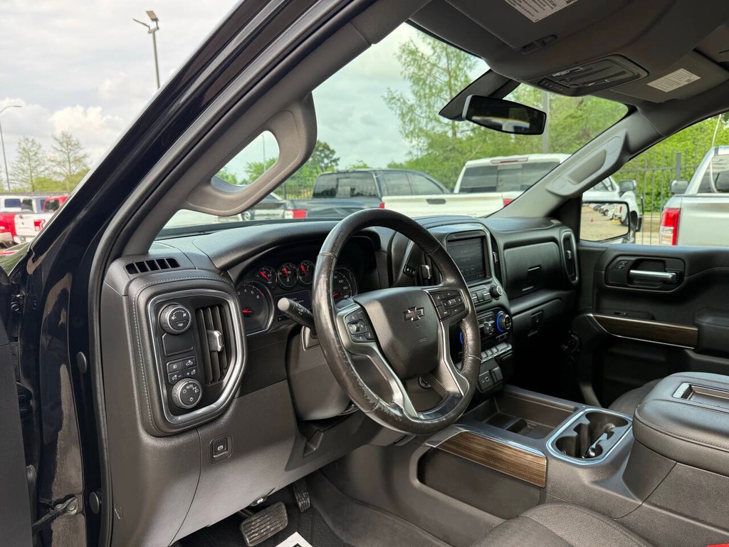 Chevrolet Silverado 1500 Vehicle Full-screen Gallery Image 06