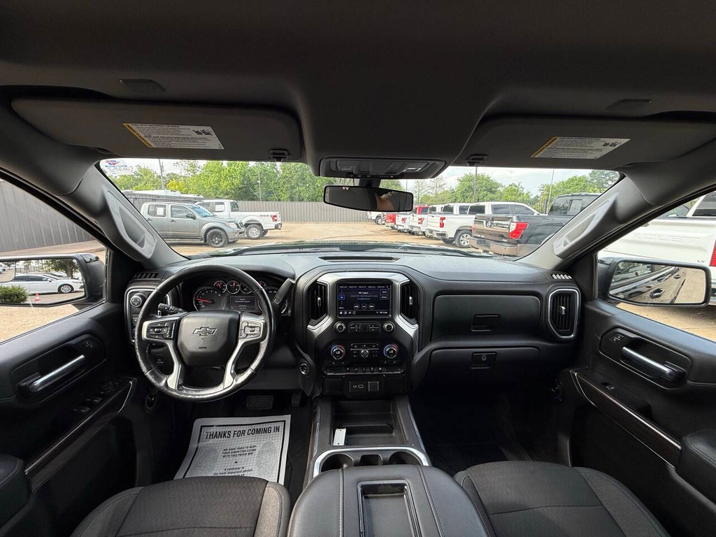 Chevrolet Silverado 1500 Vehicle Full-screen Gallery Image 18