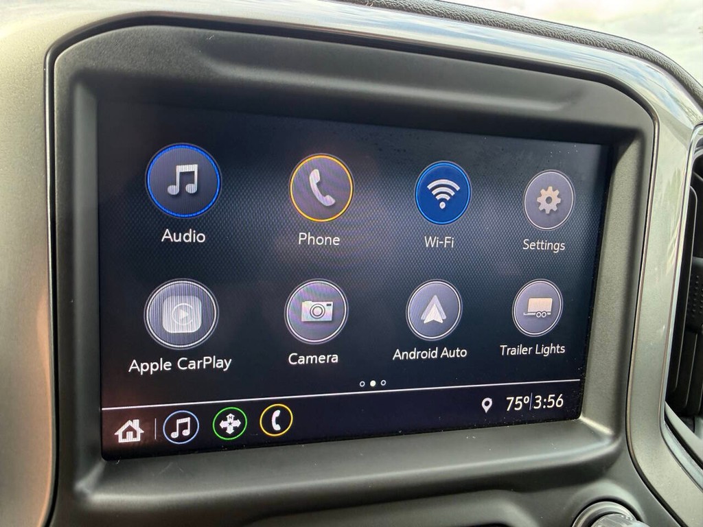 Chevrolet Silverado 1500 Vehicle Full-screen Gallery Image 26