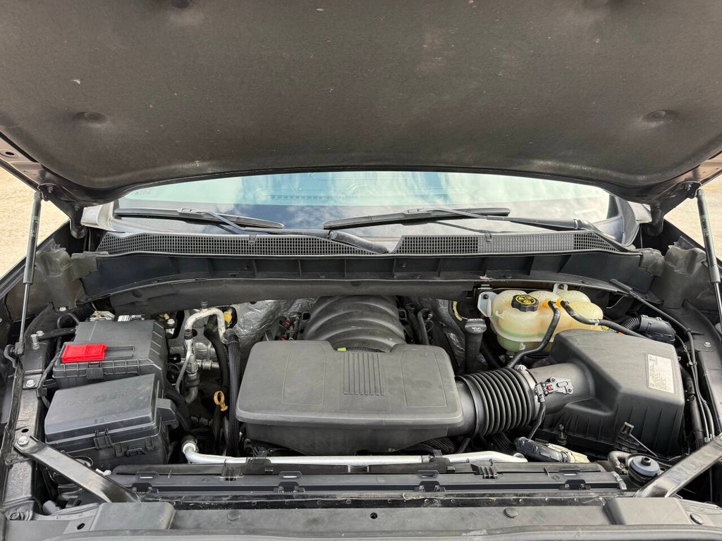 Chevrolet Silverado 1500 Vehicle Full-screen Gallery Image 34