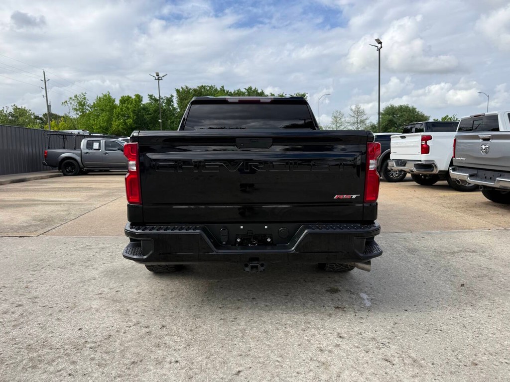 Chevrolet Silverado 1500 Vehicle Full-screen Gallery Image 37