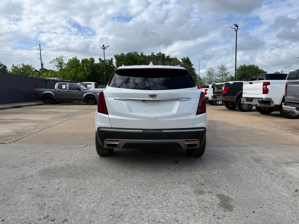 Cadillac XT5 Vehicle Full-screen Gallery Image 40