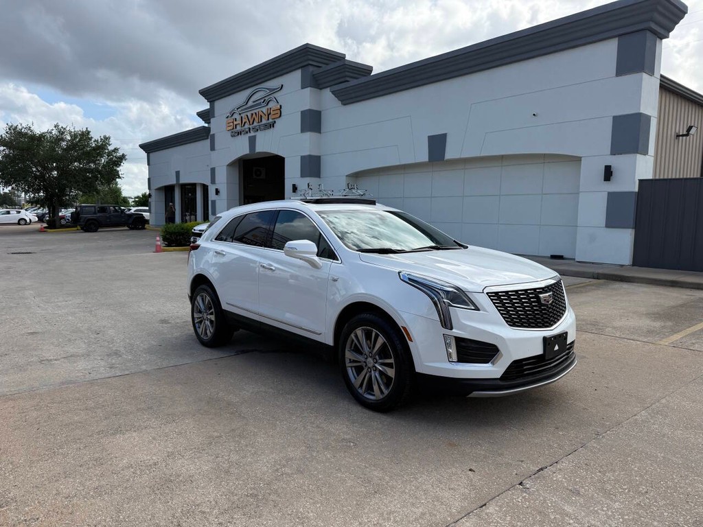 Cadillac XT5 Vehicle Full-screen Gallery Image 43