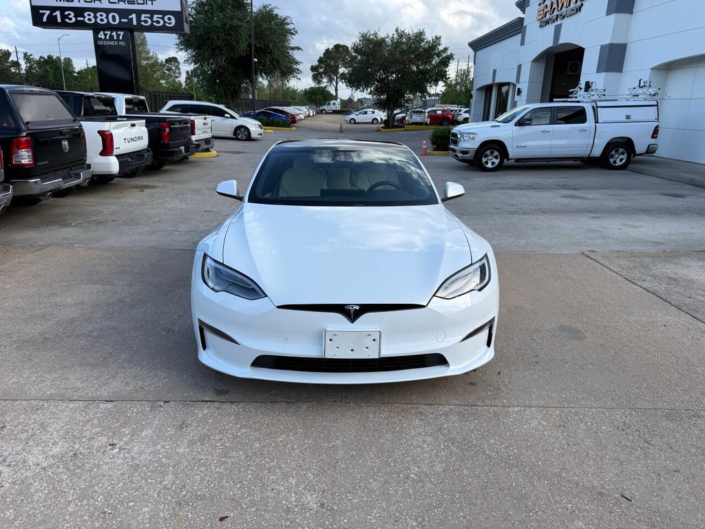 Tesla Model S Vehicle Full-screen Gallery Image 41