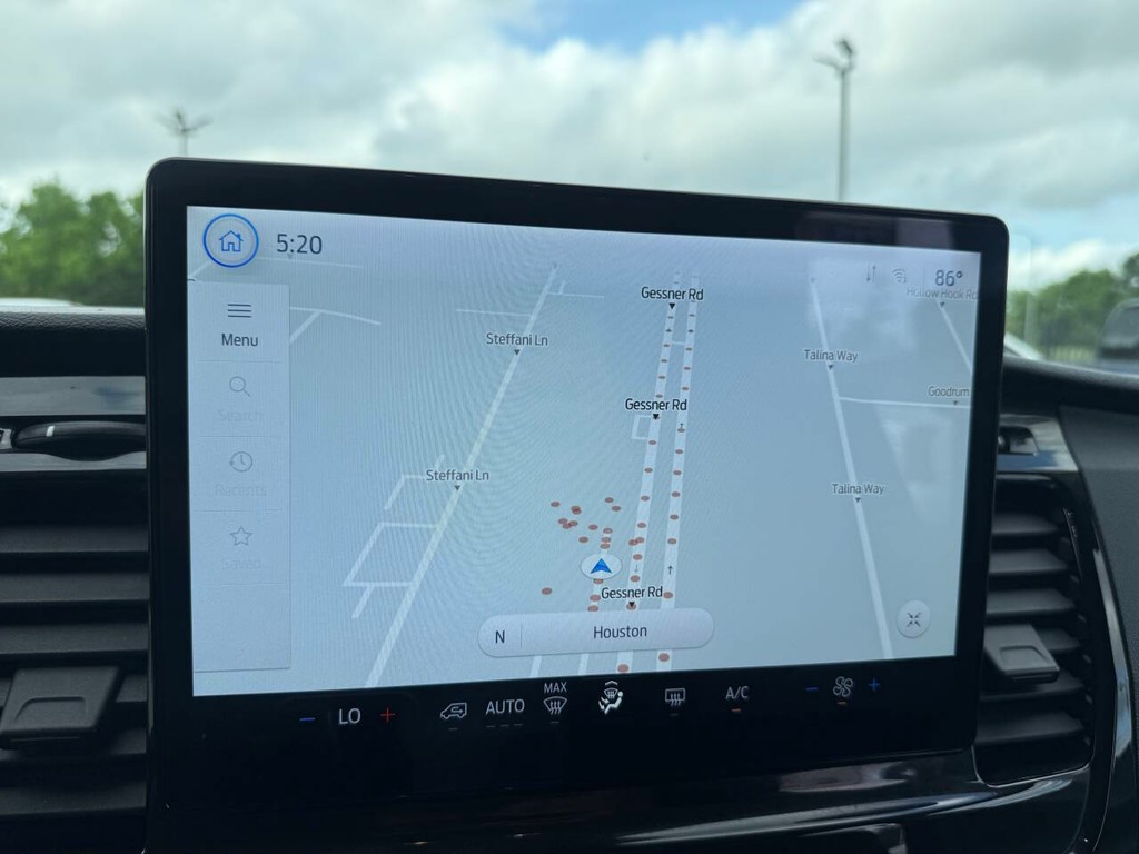 Ford Transit Passenger Wagon Vehicle Full-screen Gallery Image 17