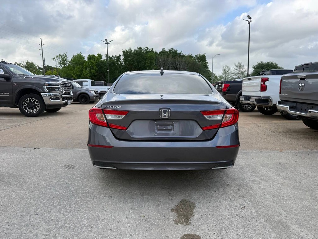 Honda Accord Sedan Vehicle Full-screen Gallery Image 39