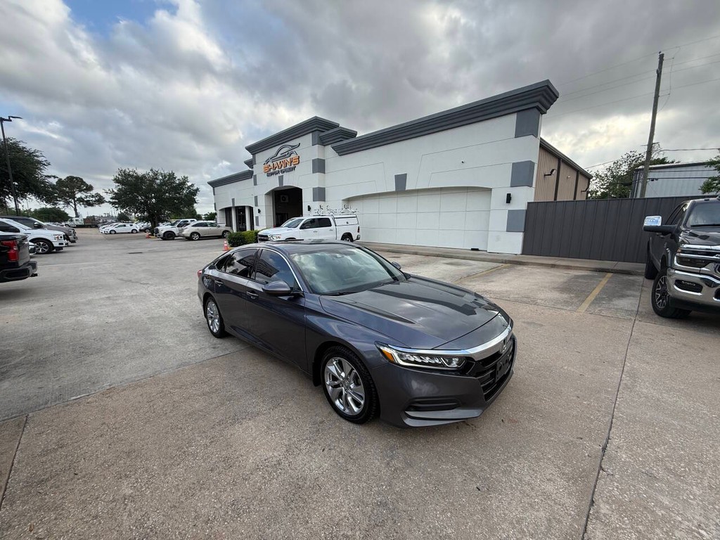 Honda Accord Sedan Vehicle Full-screen Gallery Image 44