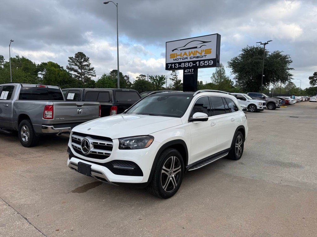 Mercedes-Benz GLS Vehicle Full-screen Gallery Image 03