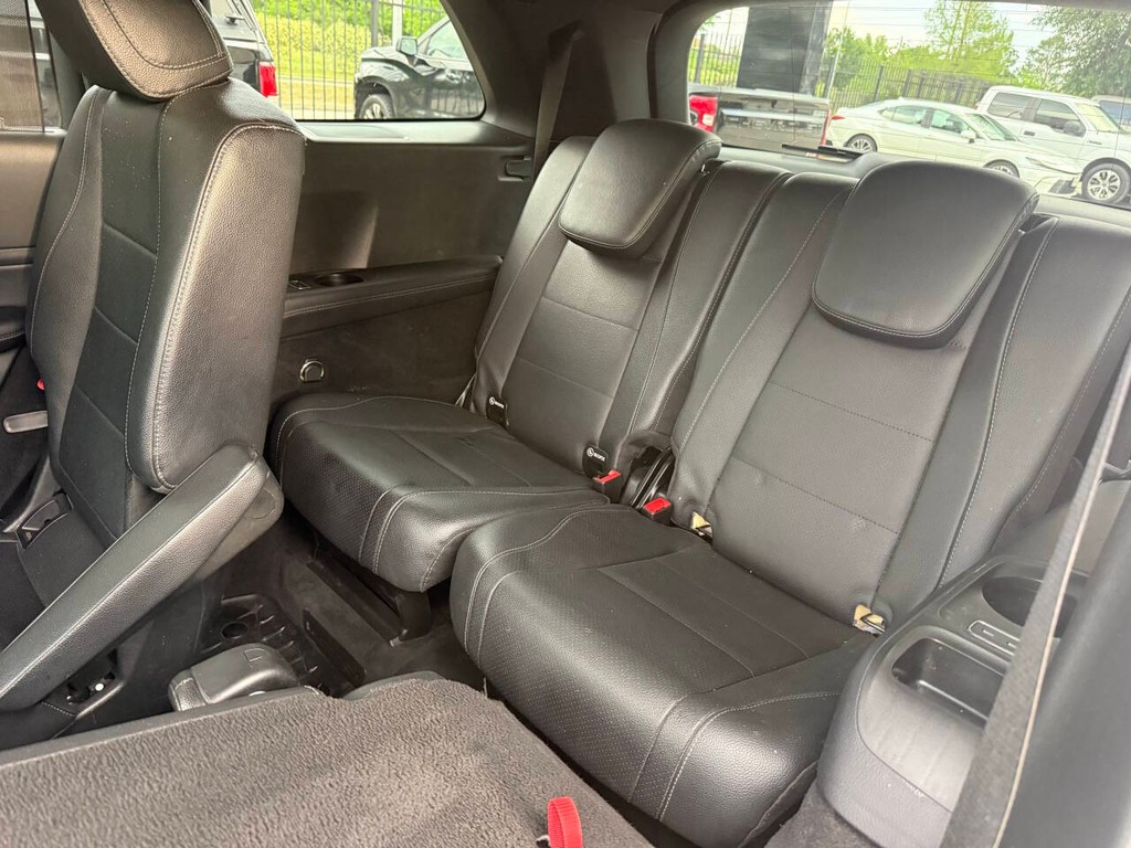 Mercedes-Benz GLS Vehicle Full-screen Gallery Image 15