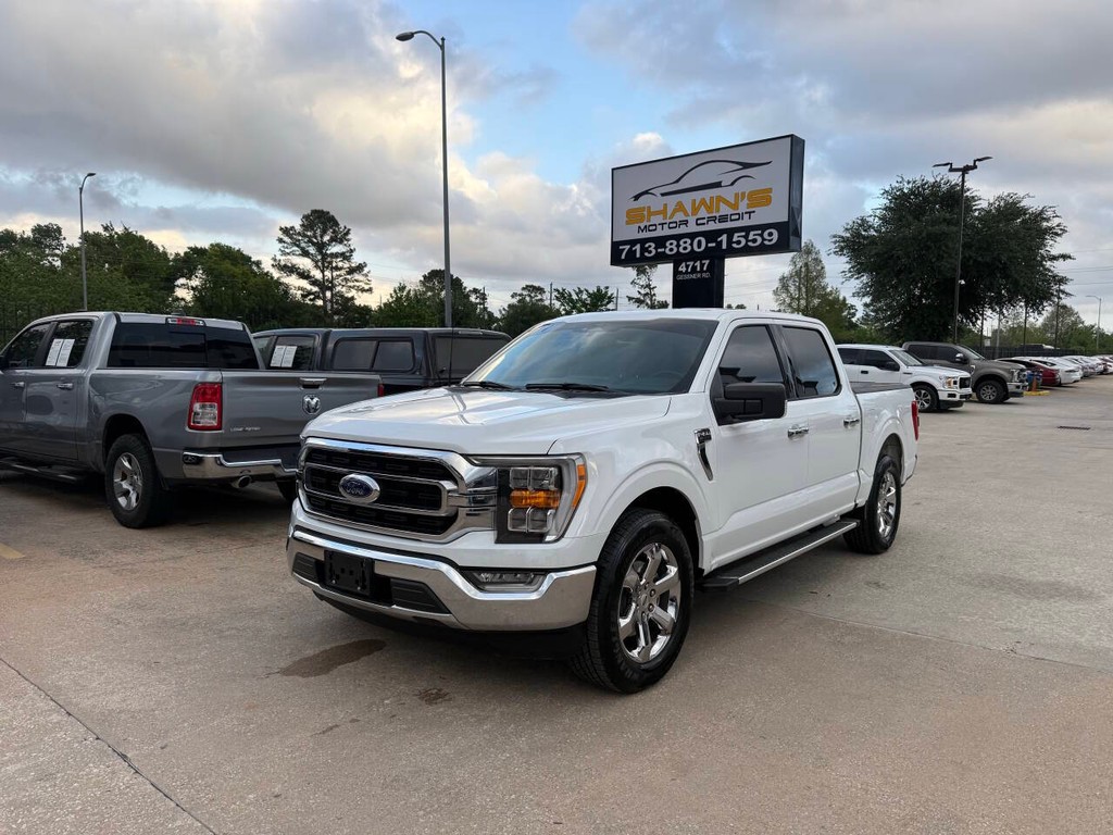 Ford F-150 Vehicle Full-screen Gallery Image 03