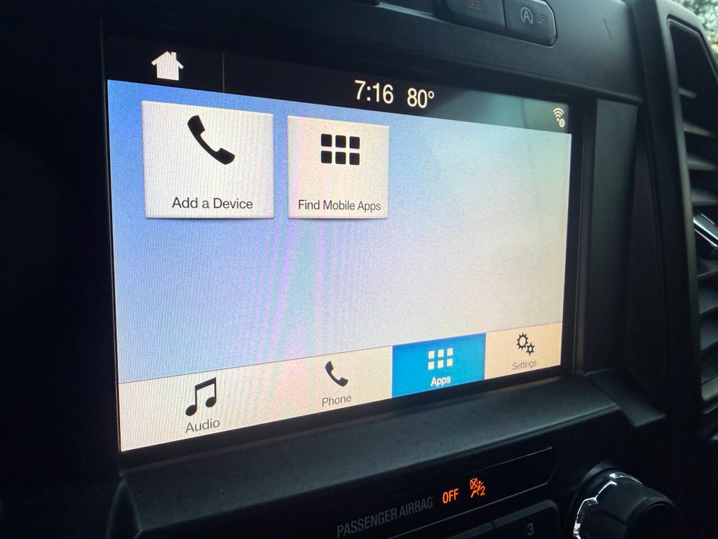 Ford F-150 Vehicle Full-screen Gallery Image 27