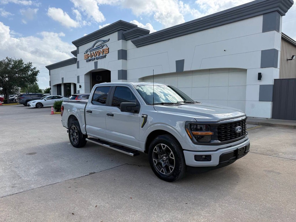 Ford F-150 Vehicle Full-screen Gallery Image 42