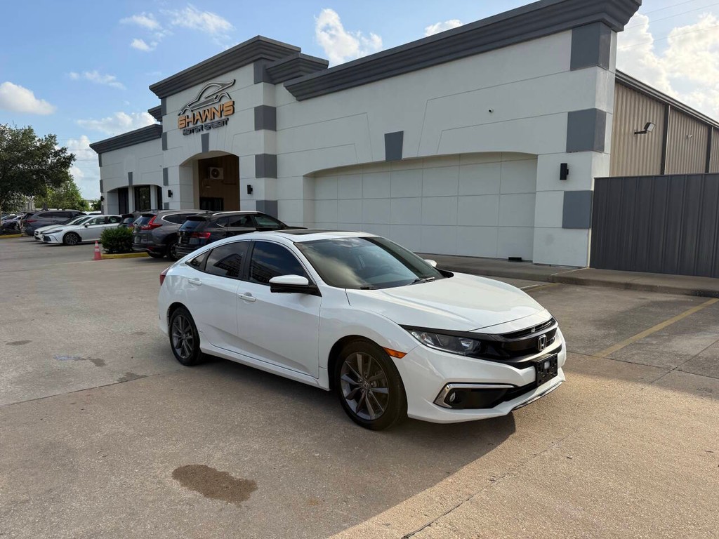 Honda Civic Vehicle Full-screen Gallery Image 02