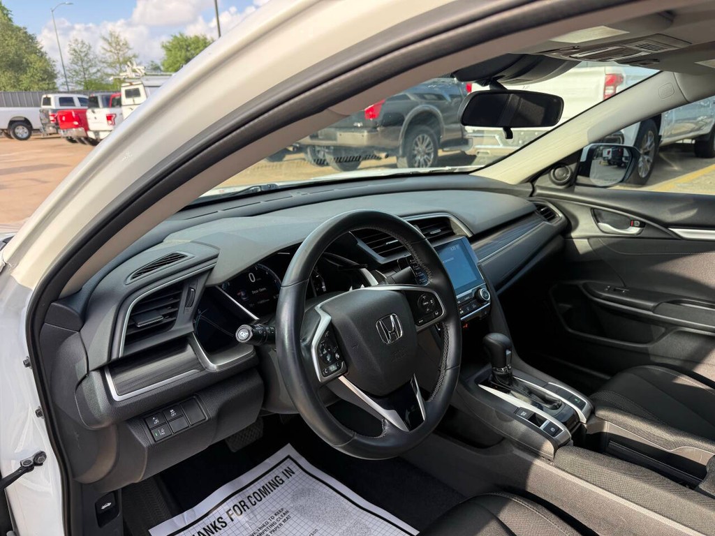 Honda Civic Vehicle Full-screen Gallery Image 06