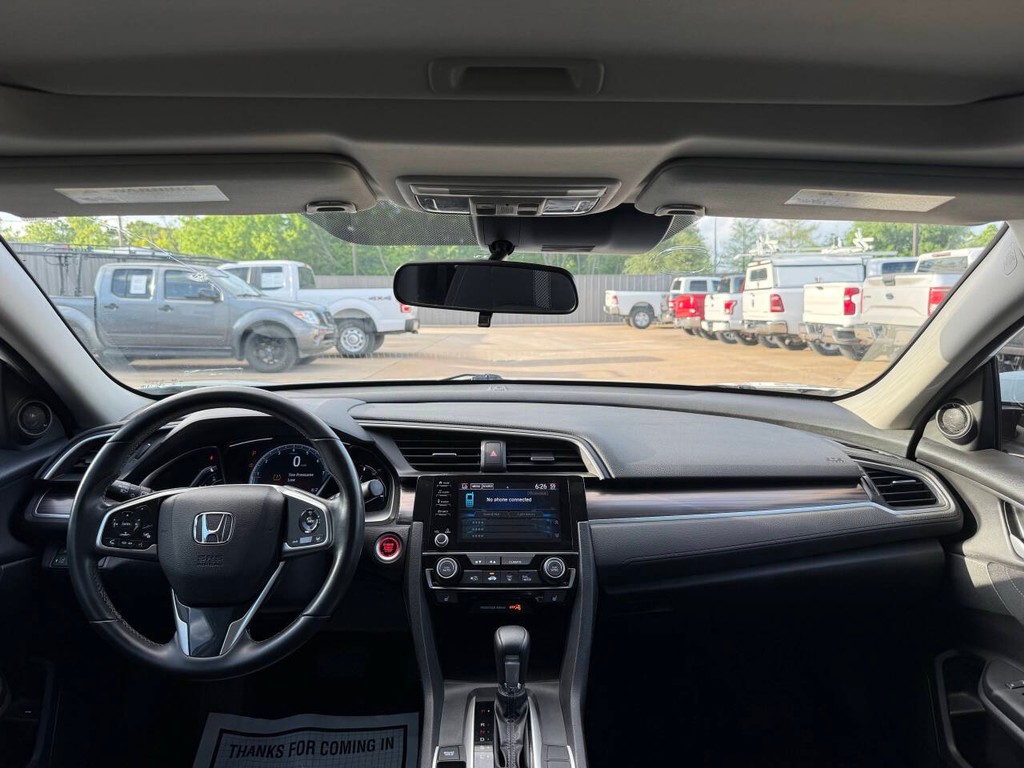 Honda Civic Vehicle Full-screen Gallery Image 17