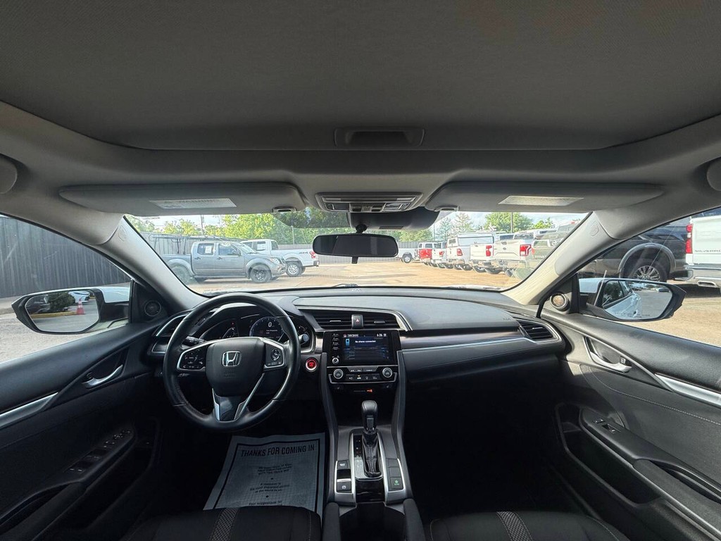 Honda Civic Vehicle Full-screen Gallery Image 18