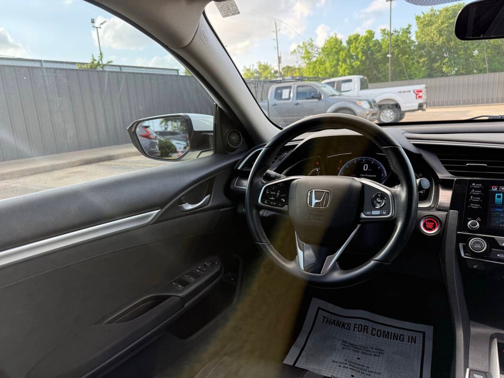 Honda Civic Vehicle Full-screen Gallery Image 19